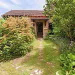 펜션 Estate In Dordogne Near Sites Falcou