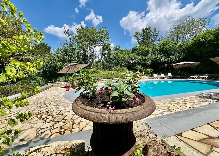Vakantiehuis Estate In Dordogne Near Sites *